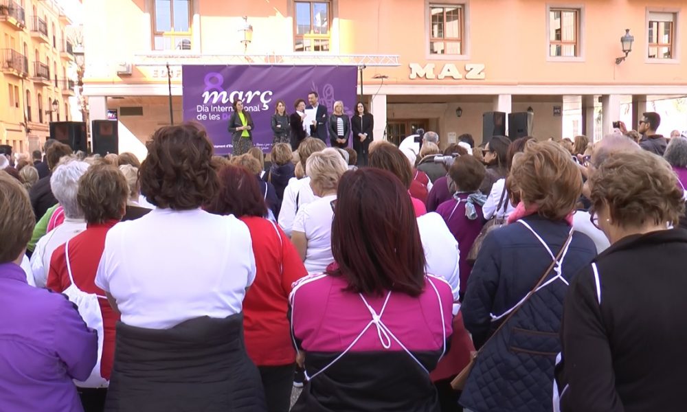 Elche se vuelca con la conmemoración del Día Internacional de la Mujer ...
