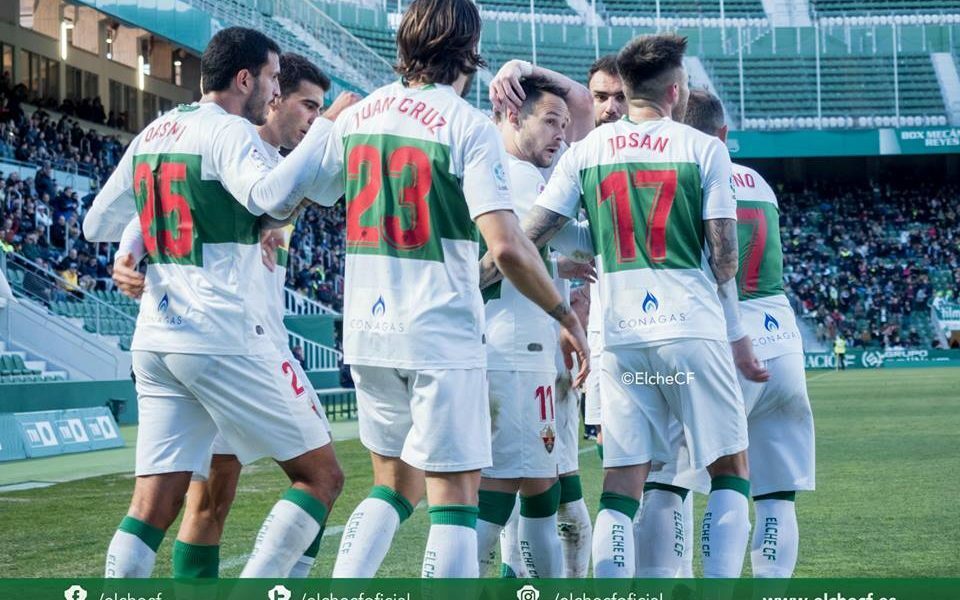 El Elche CF hace oficial la marcha de hasta 14 jugadores del primer ...