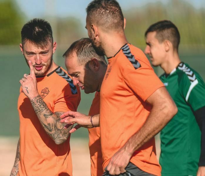 El Elche CF empieza a perfilar la plantilla de cara al estreno liguero ...