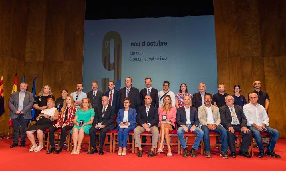 El alcalde destaca una decena de proyectos para modernizar y ...