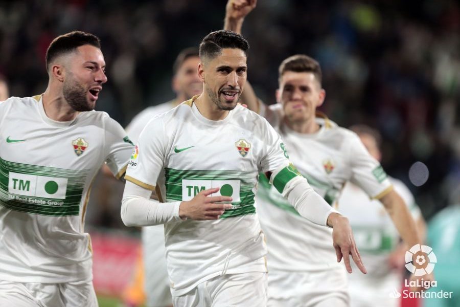 El Elche CF prepara la visita a Mallorca pendiente de las sanciones ...