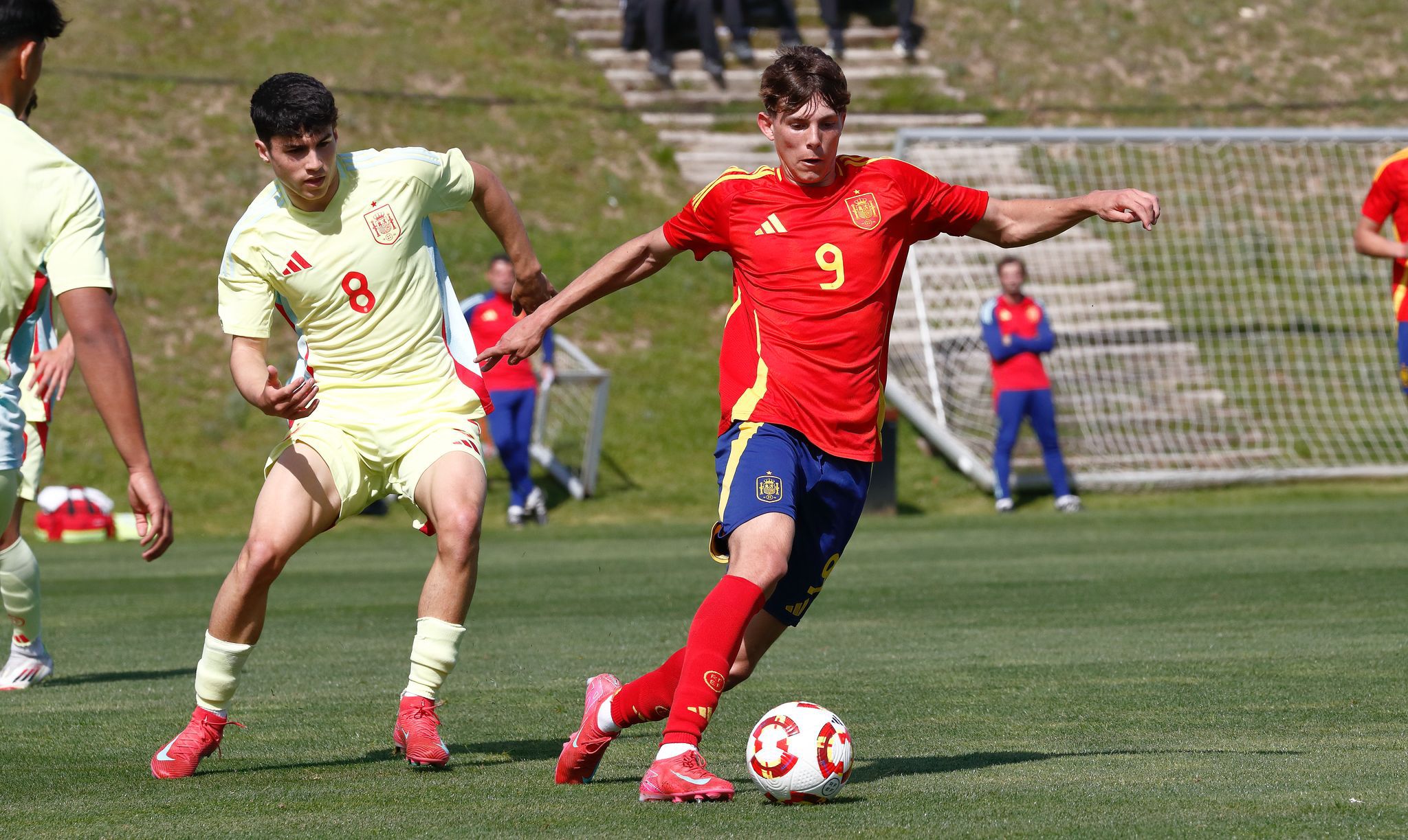 El ilicitano Sergio Esteban, máximo goleador de su grupo con el Atlético de Madrid Juvenil