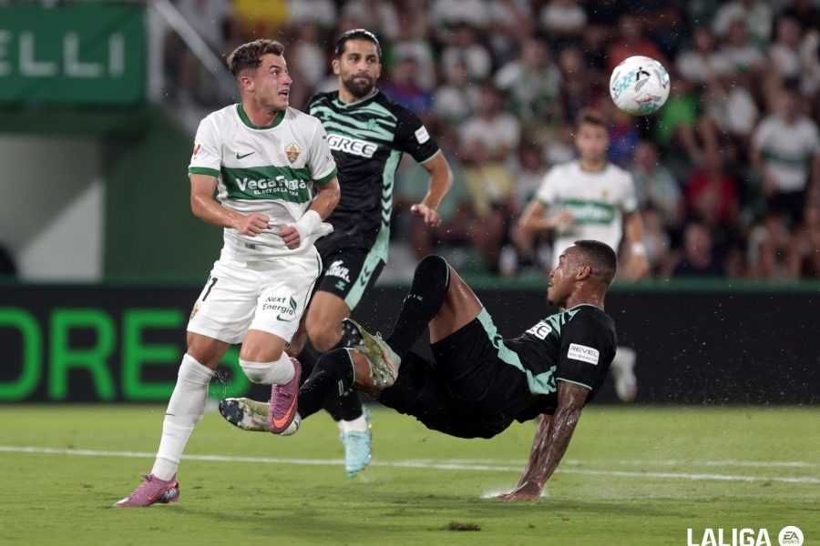La Champions se cruza en el camino del Elche hacia la permanencia