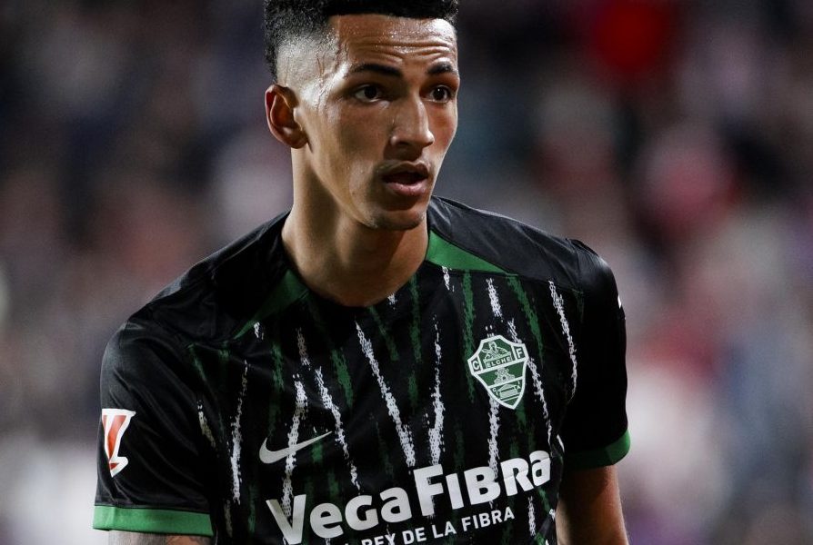Álvaro Rodríguez, muy cerca de salir del Elche