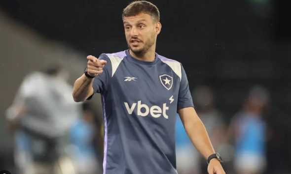 El Elche anuncia a Martín Anselmi como nuevo entrenador