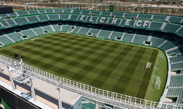 El Elche sustituye los asientos del anillo inferior del Martínez Valero