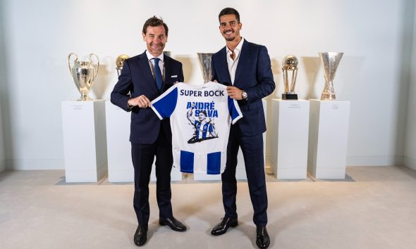 El Oporto hace oficial el fichaje de André Da Silva