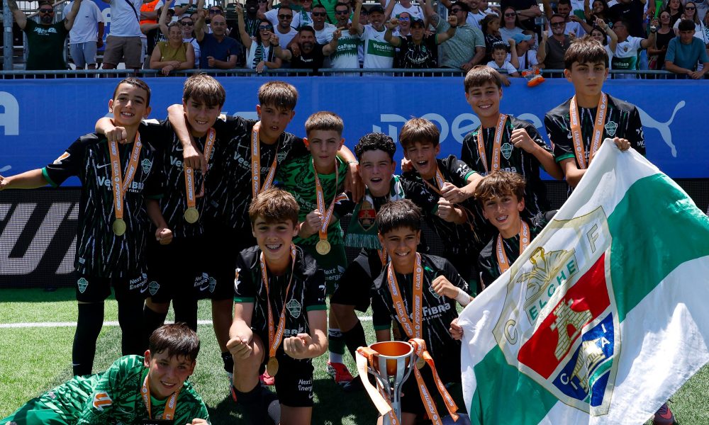 El Elche, campeón de la Liga Futures al ganar en la final al Real Madrid (3-2)