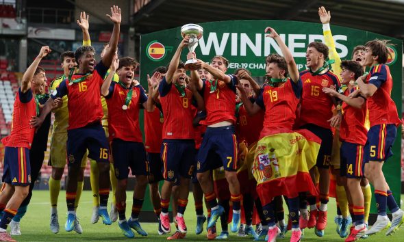 Buba Sangaré se proclama campeón de Europa sub-19 con España
