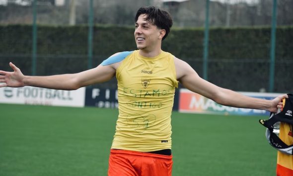 Paco Esteban vuelve a escena para reforzar el ataque del Elche C.F.