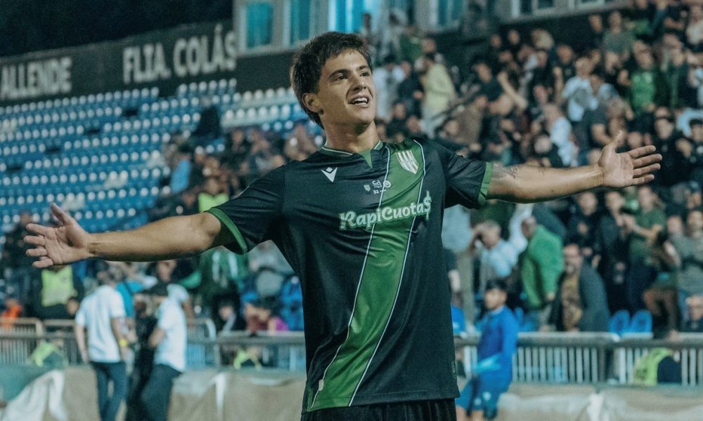 El Elche cierra el fichaje de Tiziano Perrotta