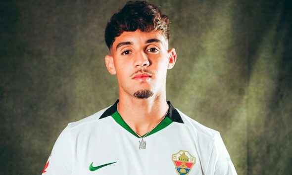 El Elche renueva a Ali Houary hasta 2030