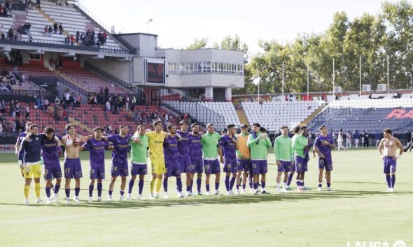 El Elche enlaza cuatro jornadas sin perder, suma su tercera portería a cero y sale del descenso